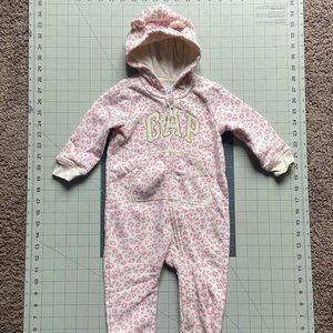 Baby Gap girl's zip-up logo sweatsuit onesie, pink leopard print
